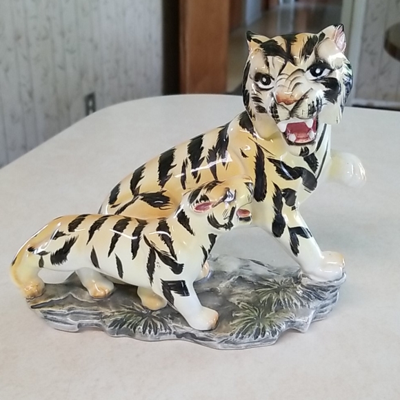 Vtg Brinn Japan Large Tiger and Cub Figurine